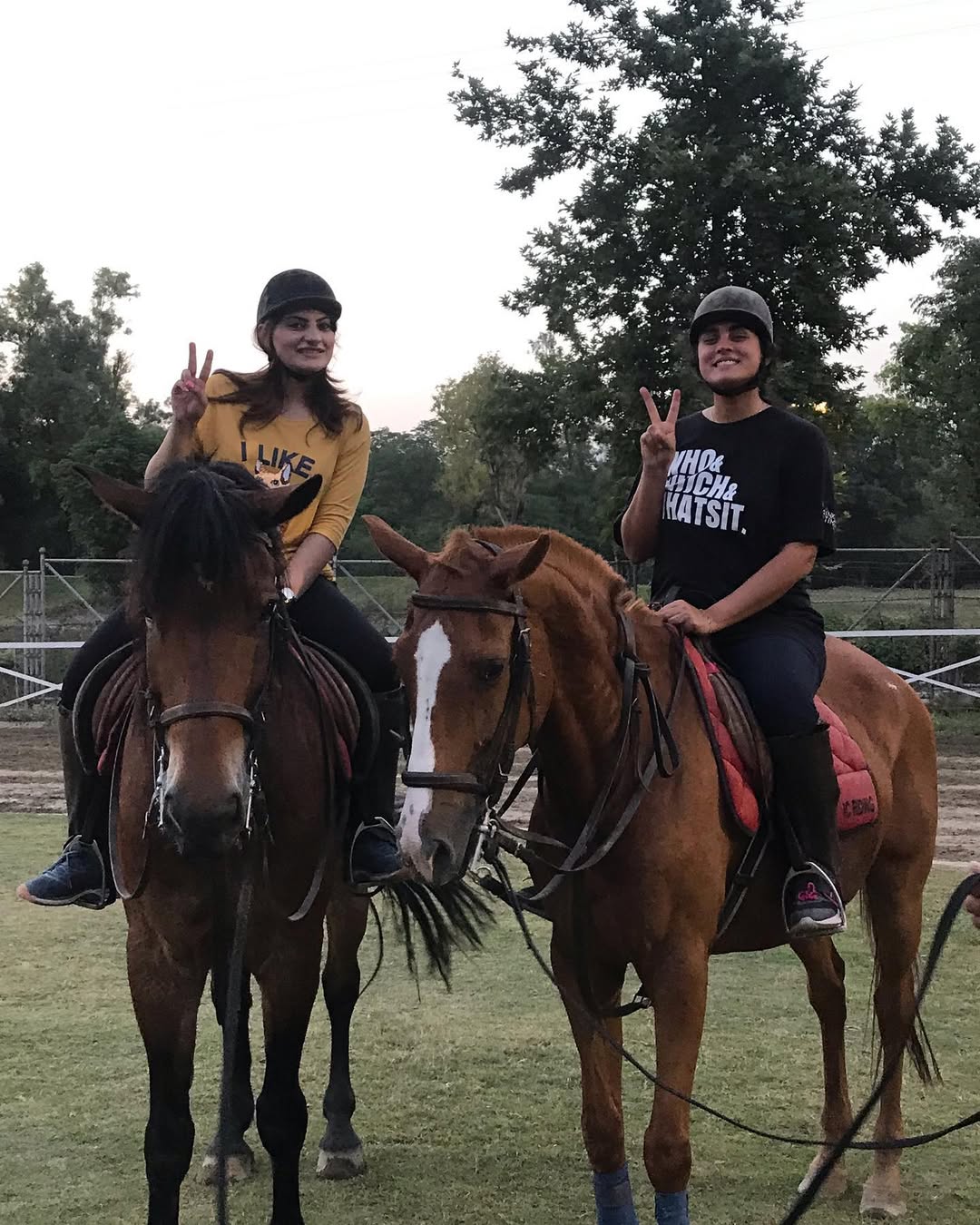 64295373_964891447188164_1358621506321981734_n